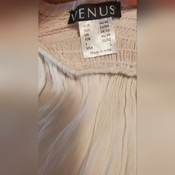 VENUS Boho Chick Colorful Striped Healter Top - Picture 3 of 3